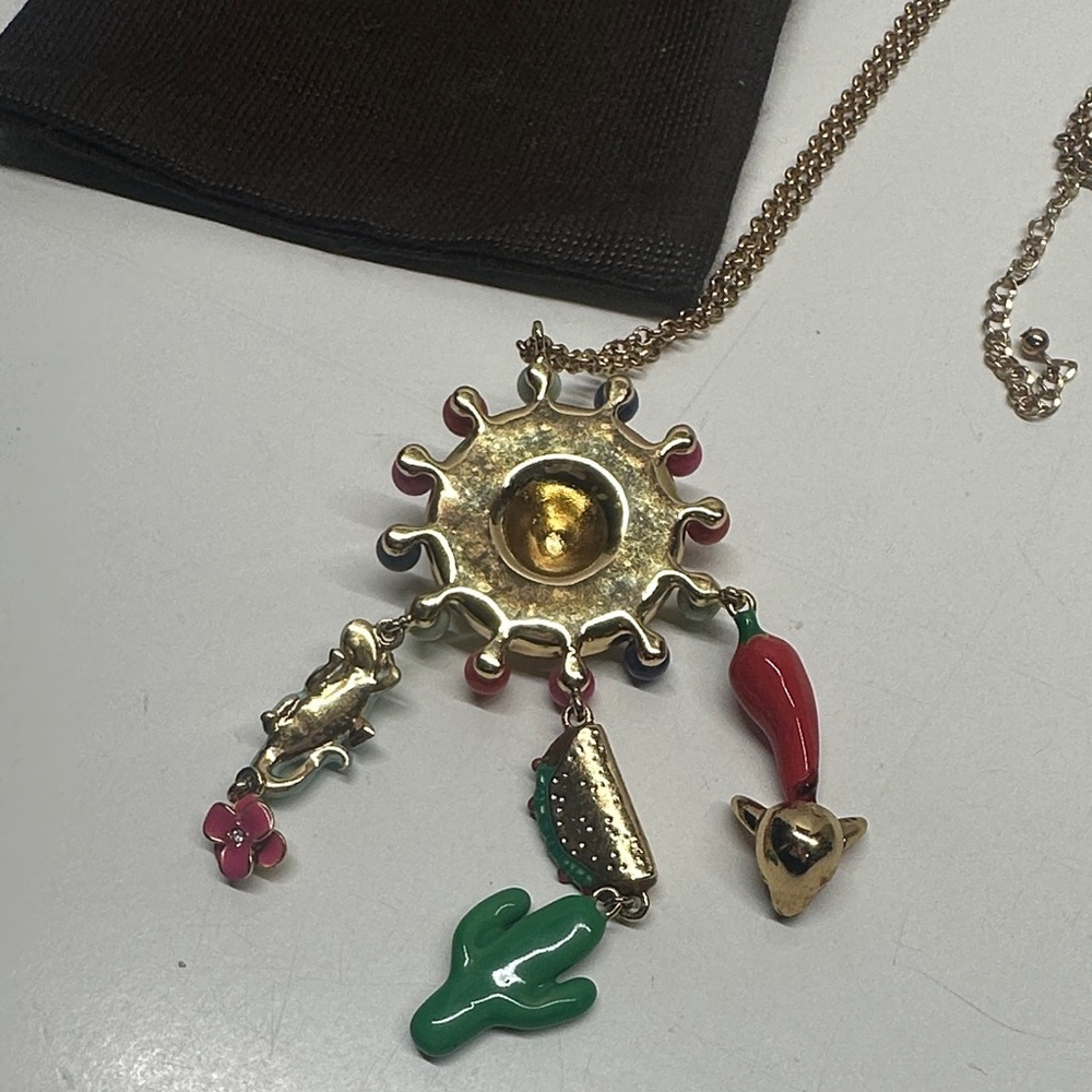 Kate Spade Fiesta Charm Necklace Chihuahua Dog Sombrero Hat Lizard Taco Cactus - Picture 7 of 10